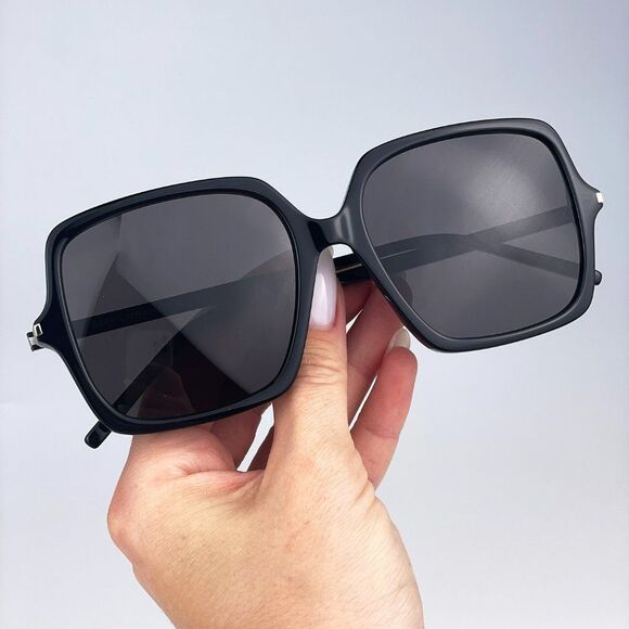 Saint Laurent SL591 001 Sunglasses Black Square Oversized Women main image 12